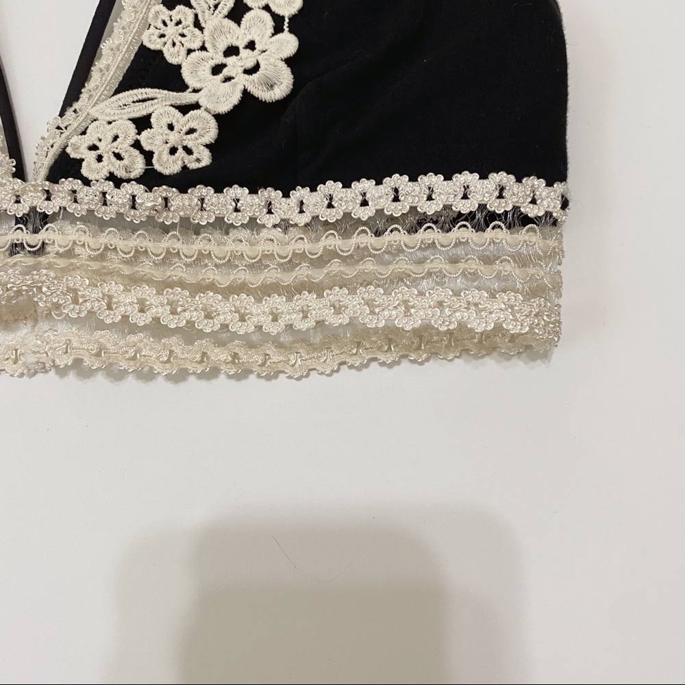 Intimately Free People Cheyenne Strappy Bralette Floral Embellishment XS - Picture 3 of 8